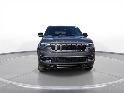 New 2024 Jeep Wagoneer 4WD w/ Premium Group I image 3