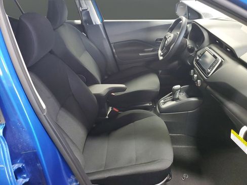 New 2025 Nissan Kicks Play S image 27
