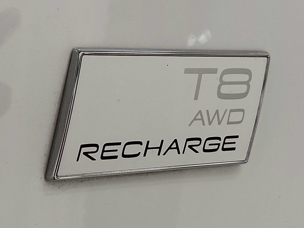 Used 2021 Volvo XC90 T8 Inscription Expression w/ Protection Package Premier AWD/4WD image 34