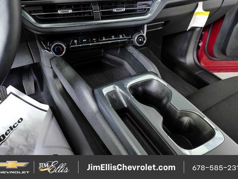 Certified 2026 Chevrolet Equinox EV LT w/ Comfort Package FWD image 17