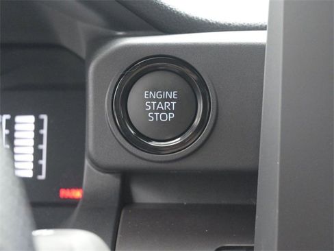 New 2025 Toyota Tacoma SR5 image 7