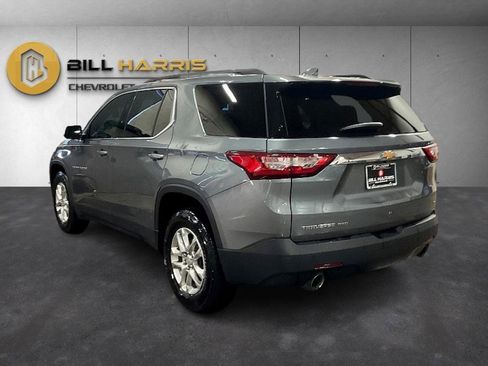 Used 2020 Chevrolet Traverse LT image 13