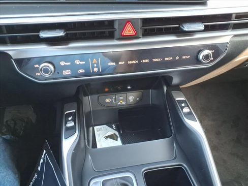 New 2026 Kia Sorento S AWD/4WD image 17