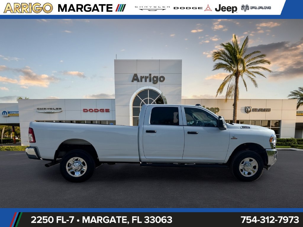 Certified 2024 RAM 2500 Tradesman w/ Chrome Appearance Group AWD/4WD image 8
