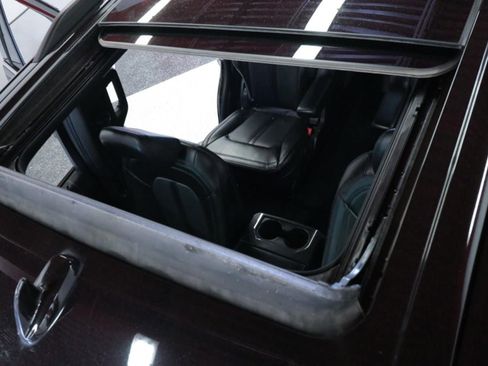 Used 2021 Ford Expedition Limited AWD/4WD image 16