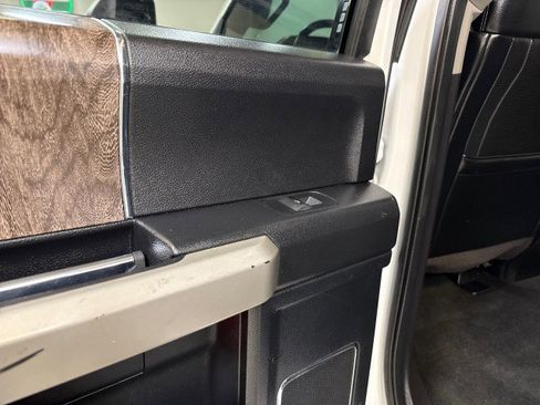 Used 2018 Ford F250 Lariat w/ Lariat Ultimate Package image 41