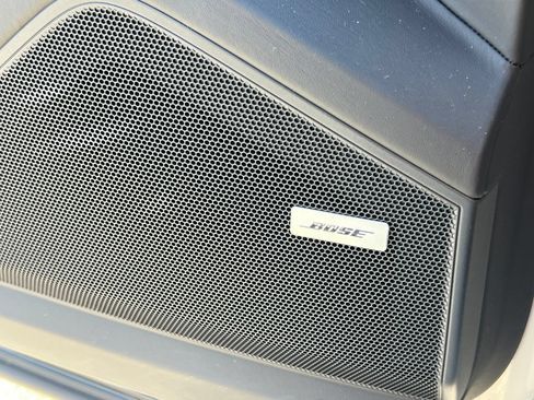 Certified 2024 Porsche Cayenne S AWD/4WD image 33