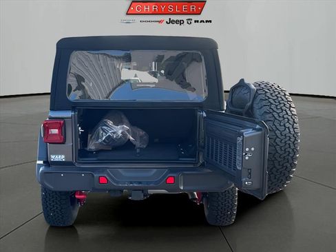 New 2024 Jeep Wrangler Unlimited Rubicon image 12