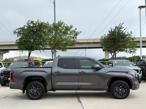Used 2025 Toyota Tundra Platinum AWD/4WD image 5
