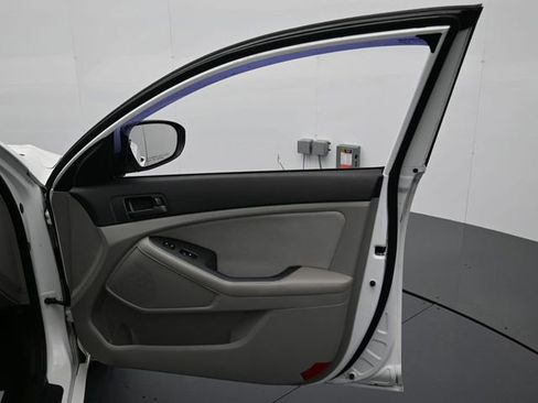 Used 2013 Kia Optima LX image 28