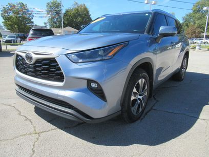 Used 2021 Toyota Highlander XLE