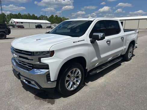 Used 2020 Chevrolet Silverado 1500 LTZ w/ LTZ Premium Package AWD/4WD image 2