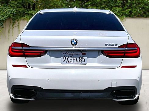 Used 2017 BMW 740e xDrive AWD/4WD image 6