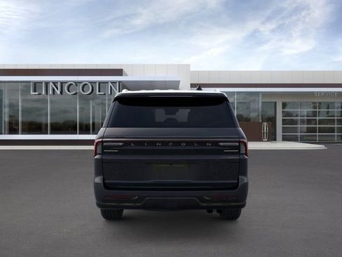 New 2026 Lincoln Navigator L Black Label AWD/4WD image 5