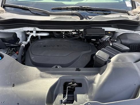 Used 2023 Honda Passport TrailSport image 29