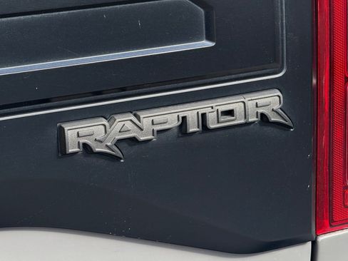 Used 2018 Ford F150 Raptor w/ Equipment Group 802A Luxury AWD/4WD image 20