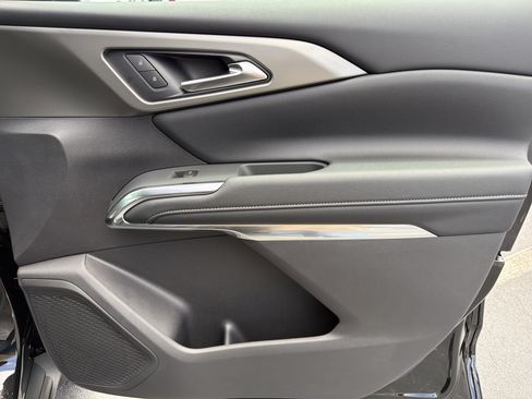 New 2026 Chevrolet Traverse LT w/ LPO, Floor Liner Package FWD image 14
