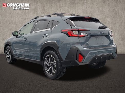 Used 2024 Subaru Crosstrek 2.0i Premium image 4
