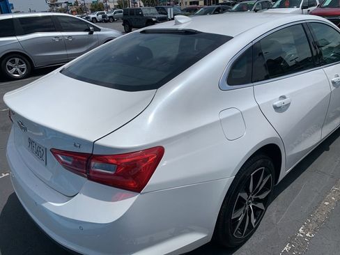 Used 2017 Chevrolet Malibu LT w/ Driver Confidence Package FWD image 6