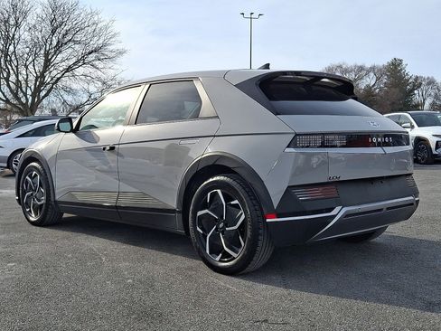 Certified 2022 Hyundai Ioniq 5 SE image 7