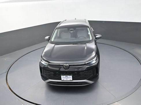 New 2026 Volkswagen Tiguan S AWD/4WD image 14