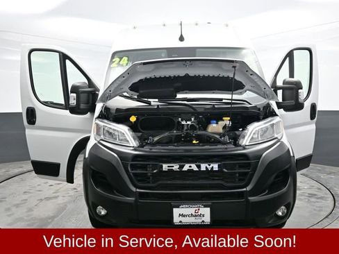 Used 2024 RAM ProMaster 2500 w/ Convenience Group image 39
