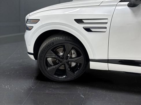 Used 2025 Genesis GV80 2.5T Prestige image 39