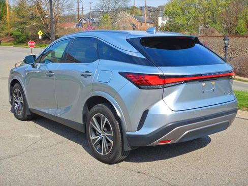 Used 2023 Lexus RX 350 Premium w/ Accessory Package image 6