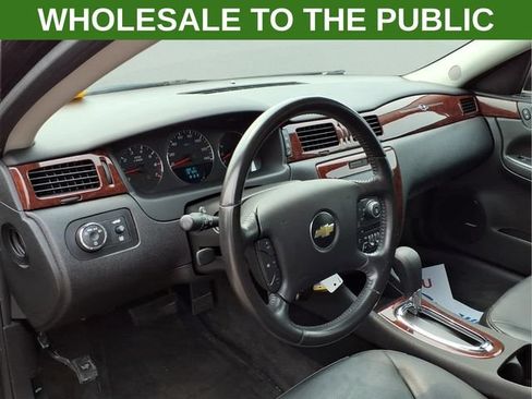 Used 2009 Chevrolet Impala LT w/ Luxury Edition Package FWD image 17