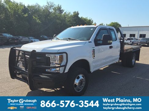 Used 2019 Ford F350 XL w/ XL Value Package AWD/4WD image 4