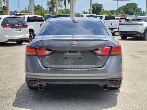 Certified 2023 Nissan Altima 2.5 SR FWD image 7