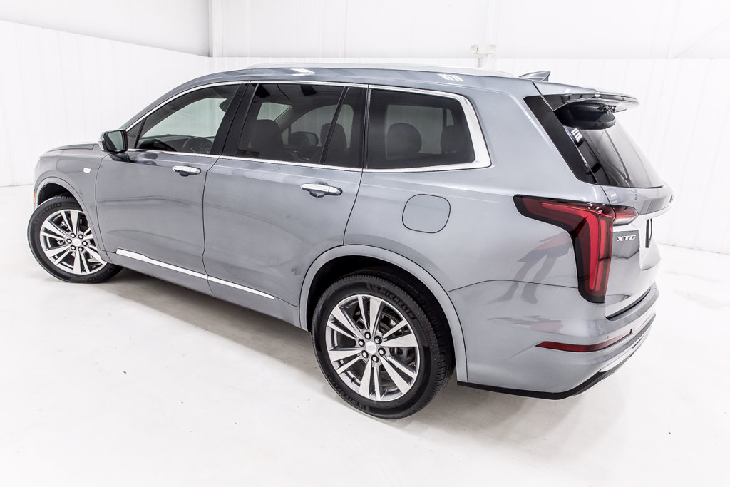 Used 2022 Cadillac XT6 Premium Luxury FWD image 4
