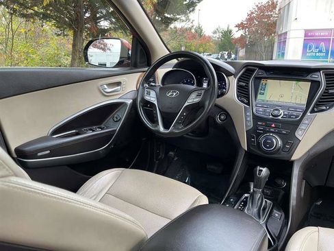 Used 2016 Hyundai Santa Fe Limited w/ Option Group 04 image 40