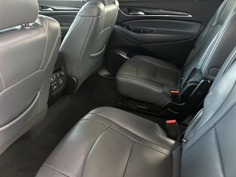 Used 2024 Buick Enclave Premium FWD image 11