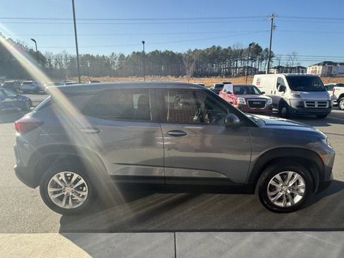 Used 2022 Chevrolet TrailBlazer LS image 7