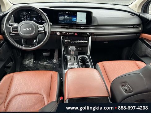 Used 2023 Kia Carnival SX w/ Paint Protection Package FWD image 11