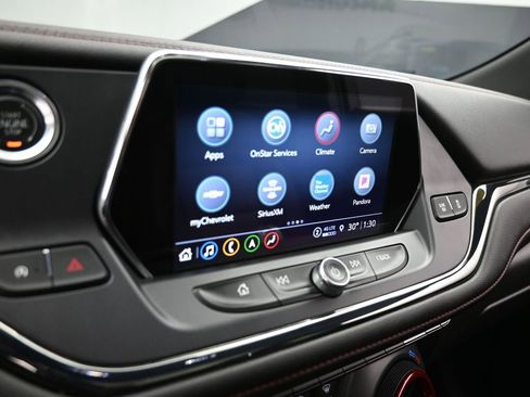 Used 2021 Chevrolet Blazer RS w/ Enhanced Convenience Package image 17