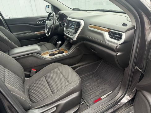Used 2019 GMC Acadia SLE FWD image 34