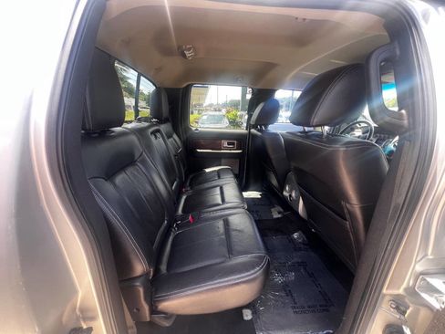 Used 2010 Ford F150 Lariat RWD image 11