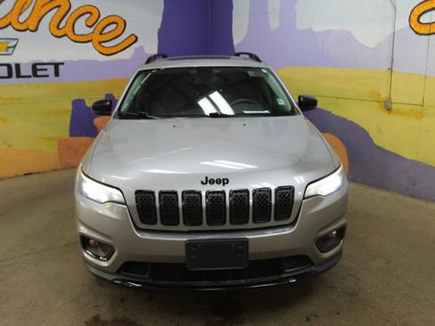 Used 2022 Jeep Cherokee Latitude Lux w/ Sun & Sound Group AWD/4WD image 7