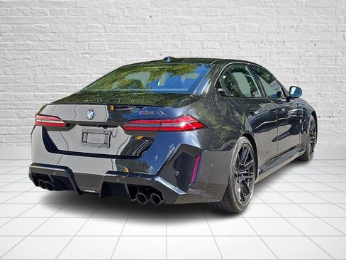 Used 2025 BMW M5 w/ Executive Package image 6