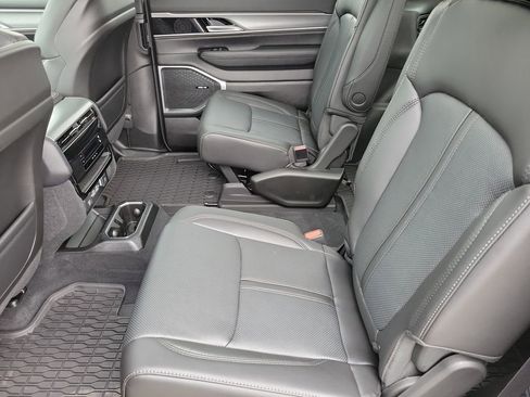 New 2026 Jeep Grand Wagoneer 4WD image 19