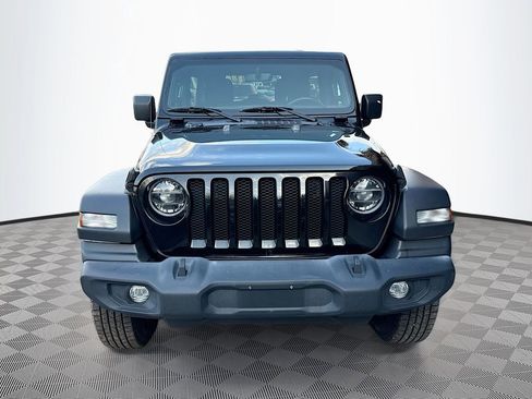 Used 2022 Jeep Wrangler Unlimited Sport S image 2