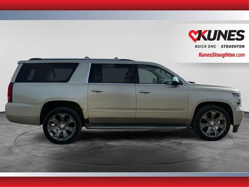 Used 2015 Chevrolet Suburban LTZ AWD/4WD image 10