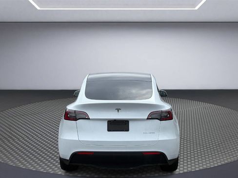 Used 2023 Tesla Model Y Long Range image 6