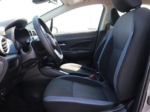 Used 2023 Nissan Versa SV FWD image 12