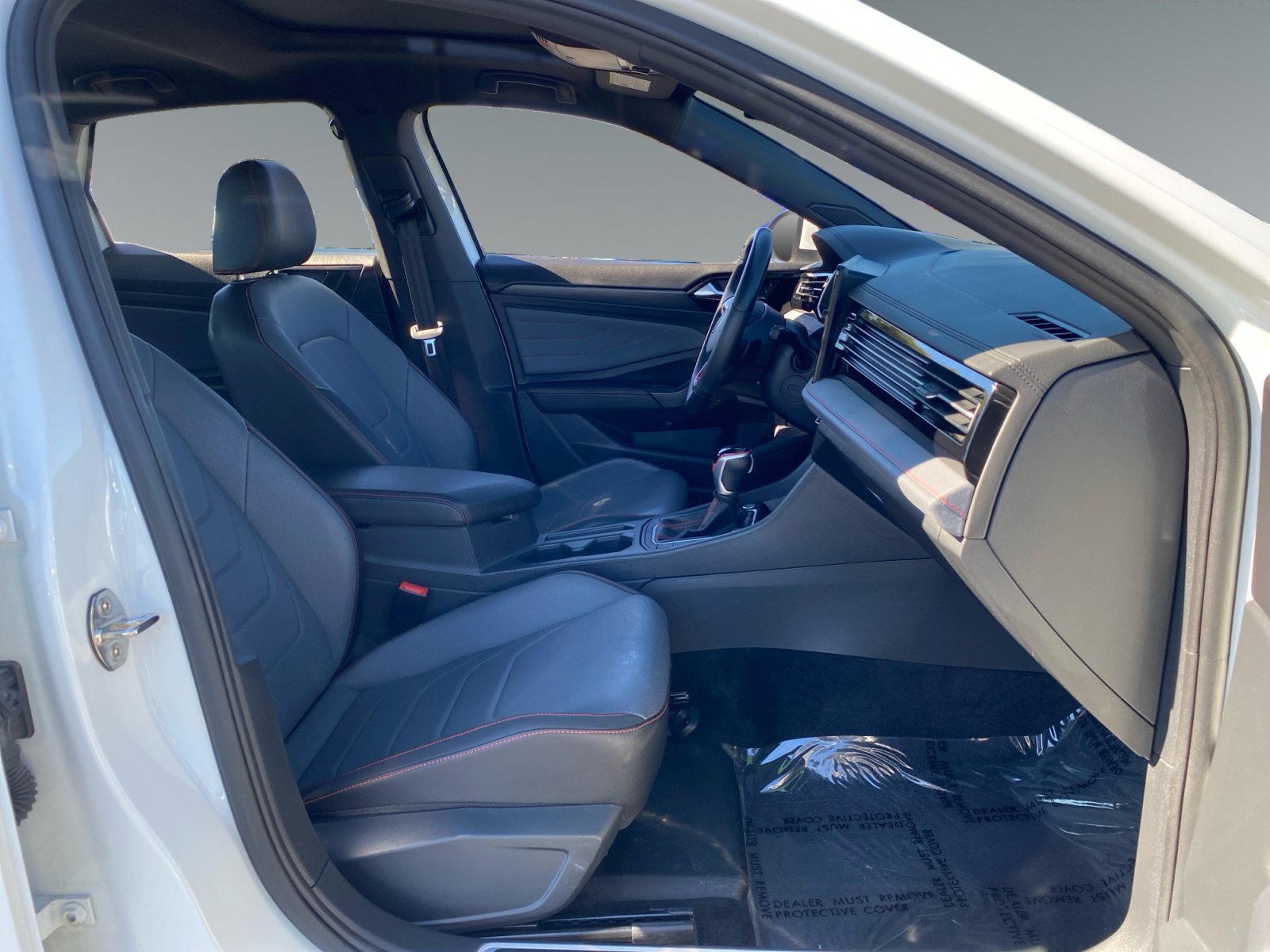 Used 2025 Volkswagen Jetta GLI Autobahn FWD image 15