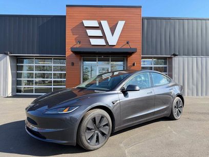 Used 2025 Tesla Model 3 Long Range
