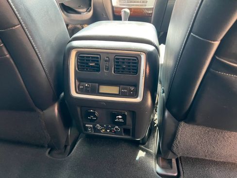 Used 2015 INFINITI QX60 FWD w/ Deluxe Touring Package image 29