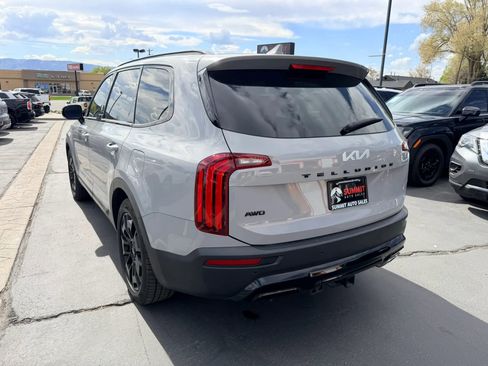 Used 2022 Kia Telluride SX w/ SX Prestige Package image 6